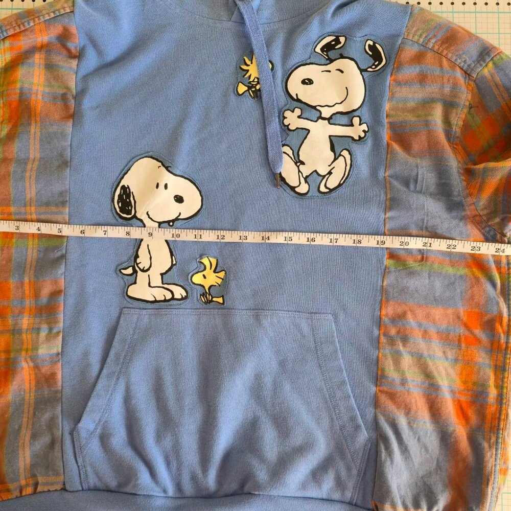 Upcycled Snoopy hoodie size large woodstock Peanuts - Picture 8 of 8